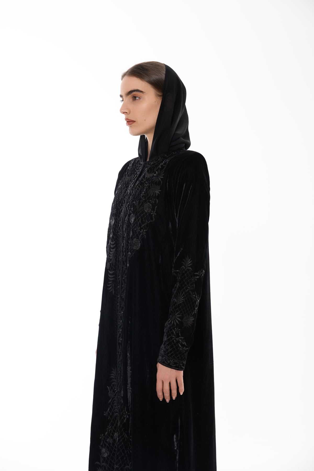 F008 black