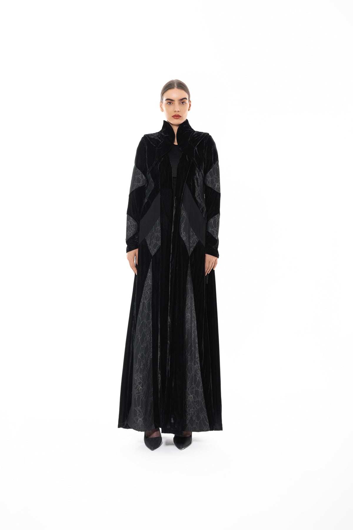 F008 black
