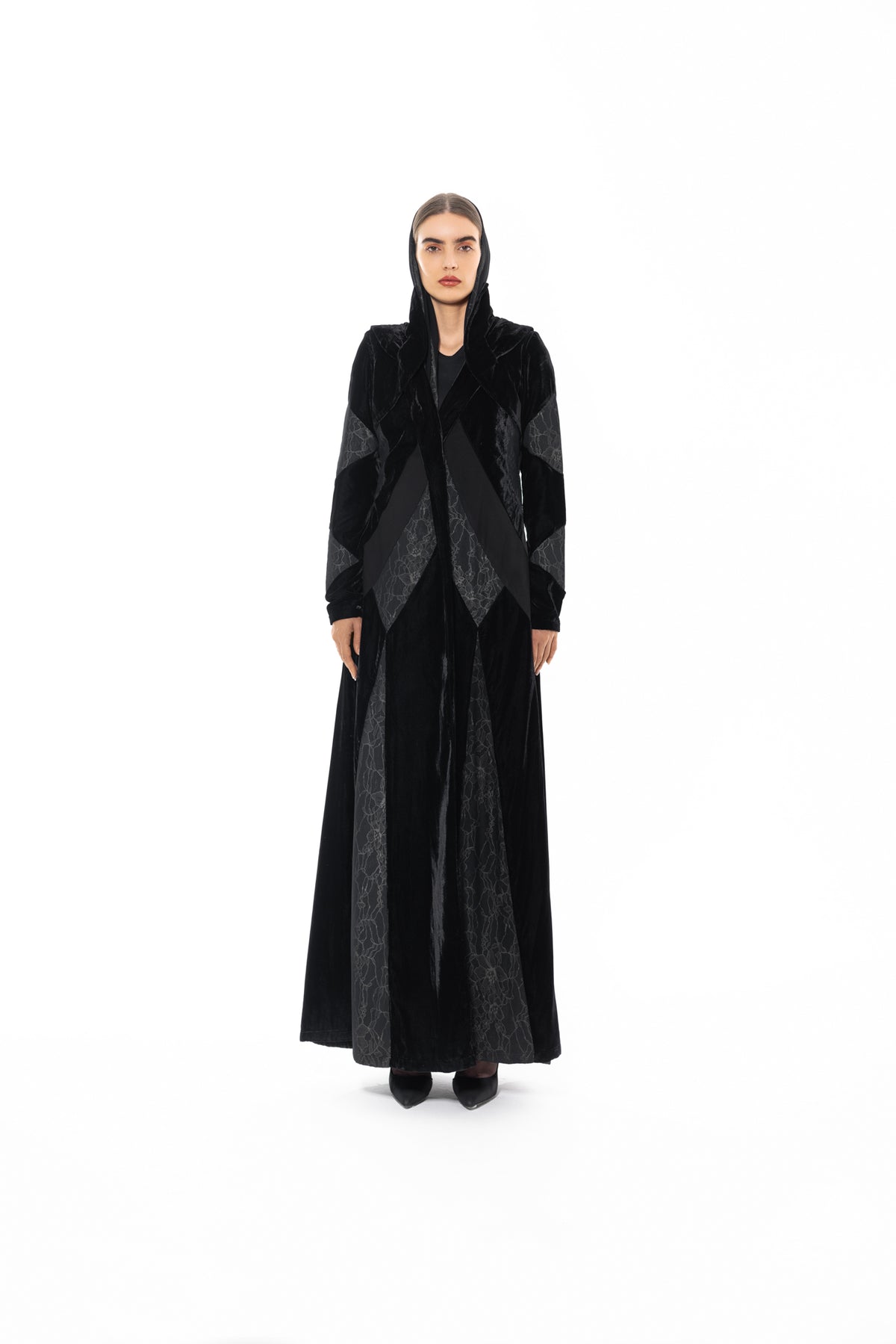 F008 black