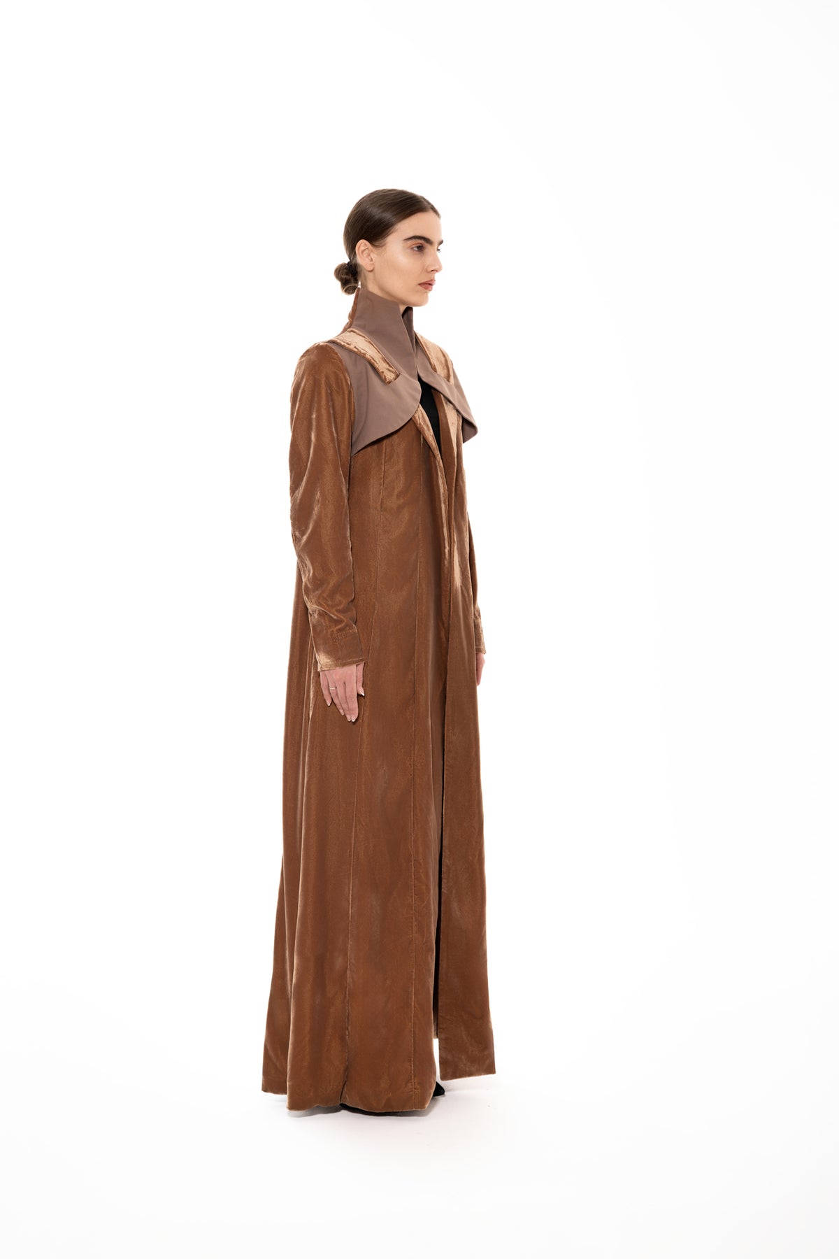 F009beige