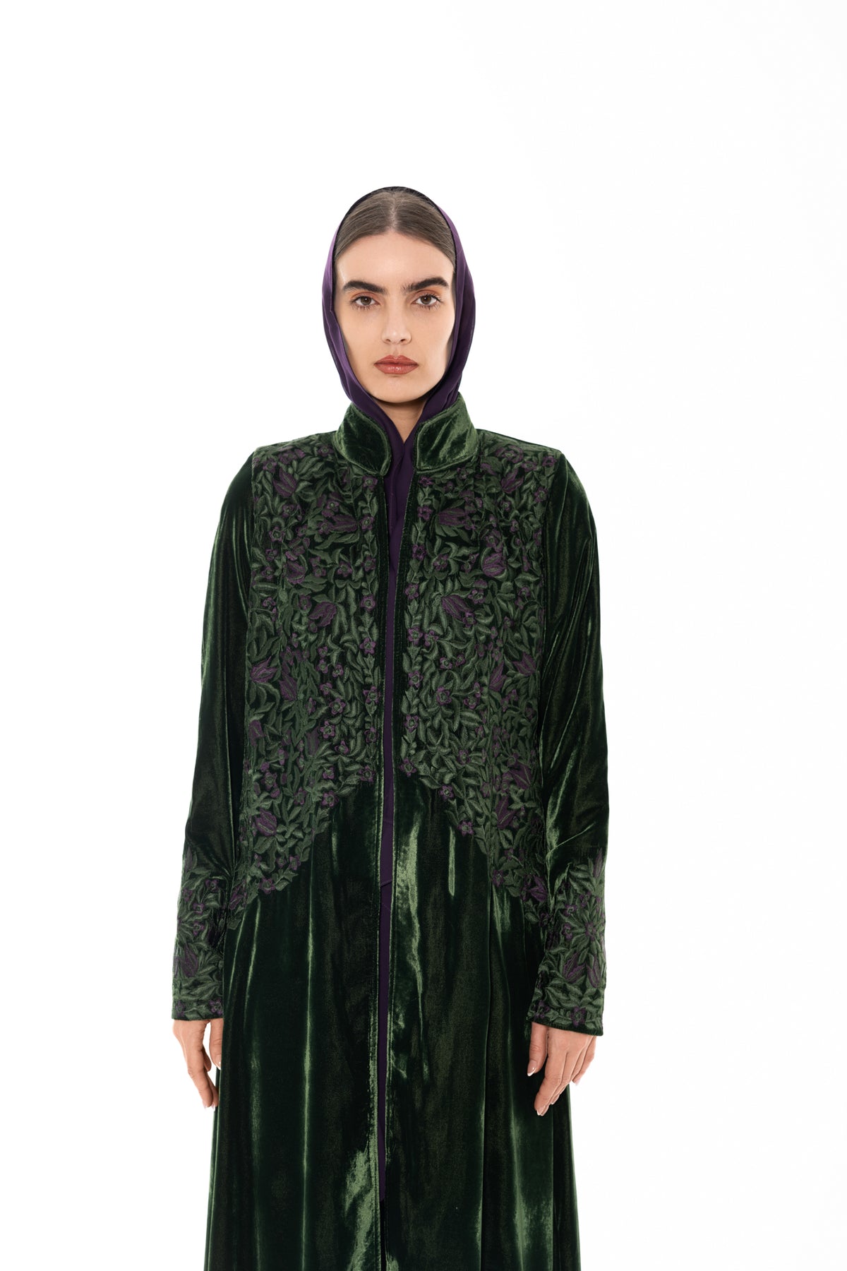 F004 green