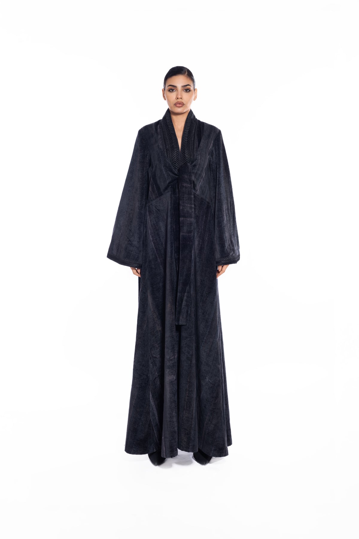F028 Black