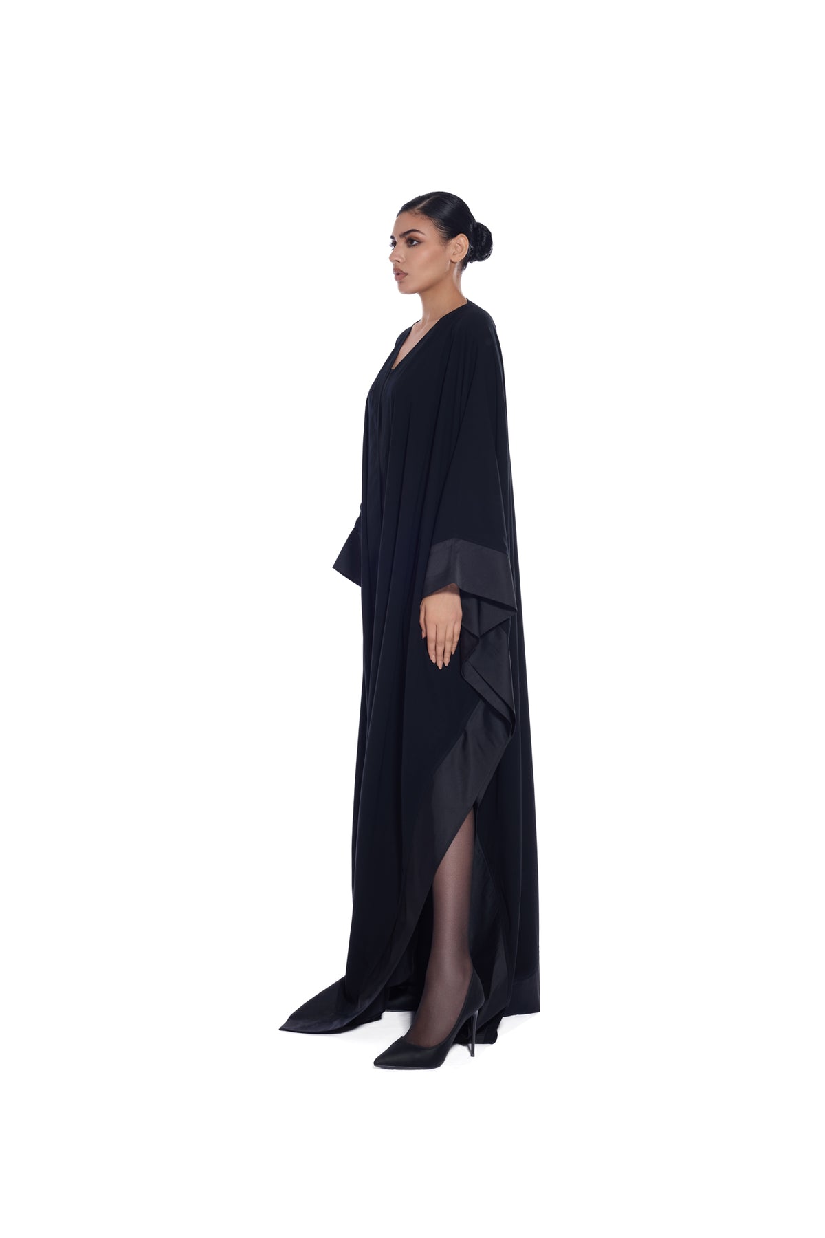 T069 black