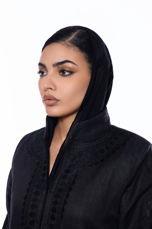 F011 black