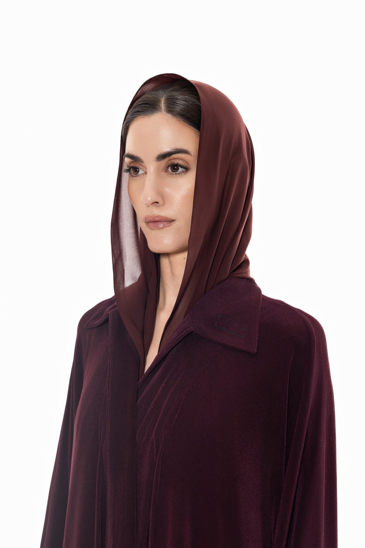 Maroon pearl T