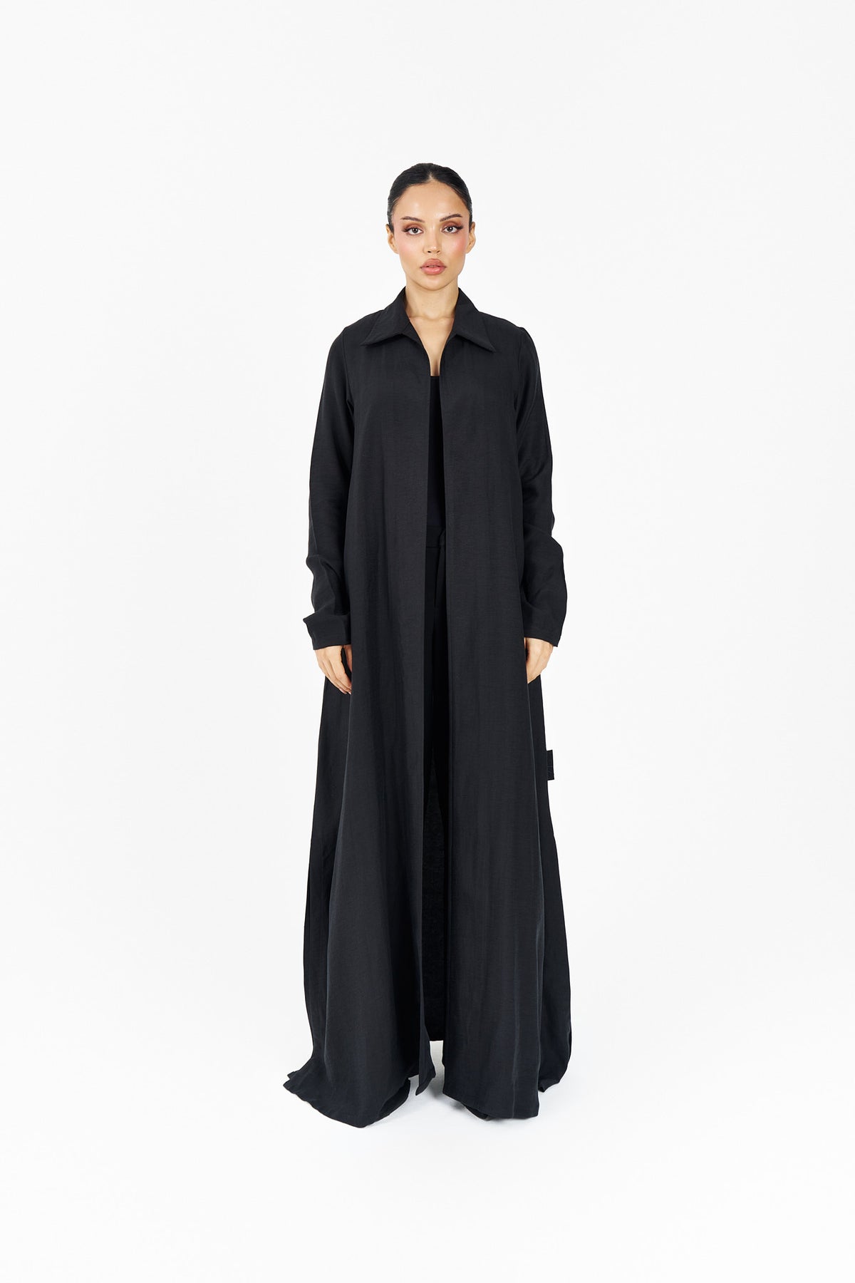 T016 black
