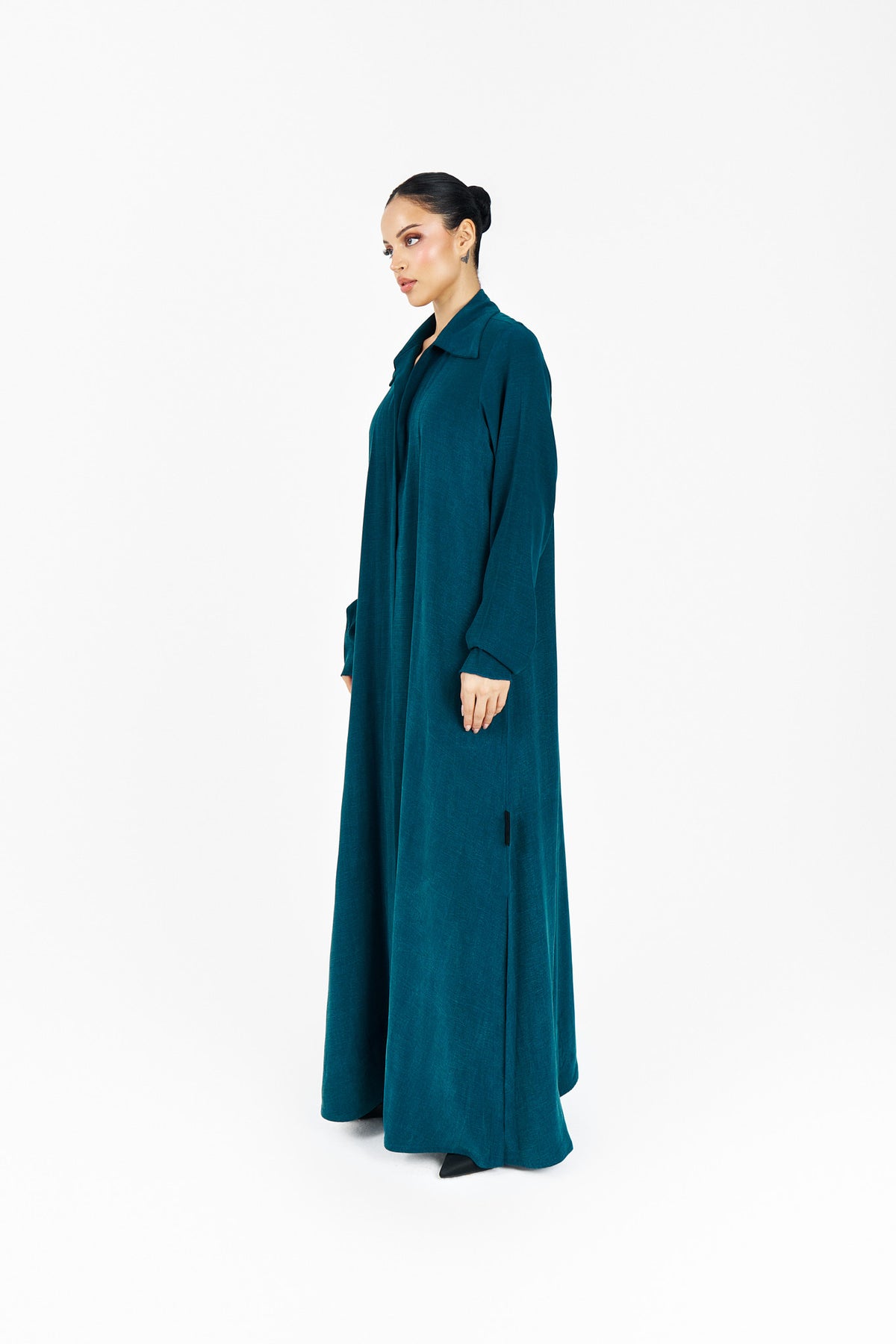 T016 blue