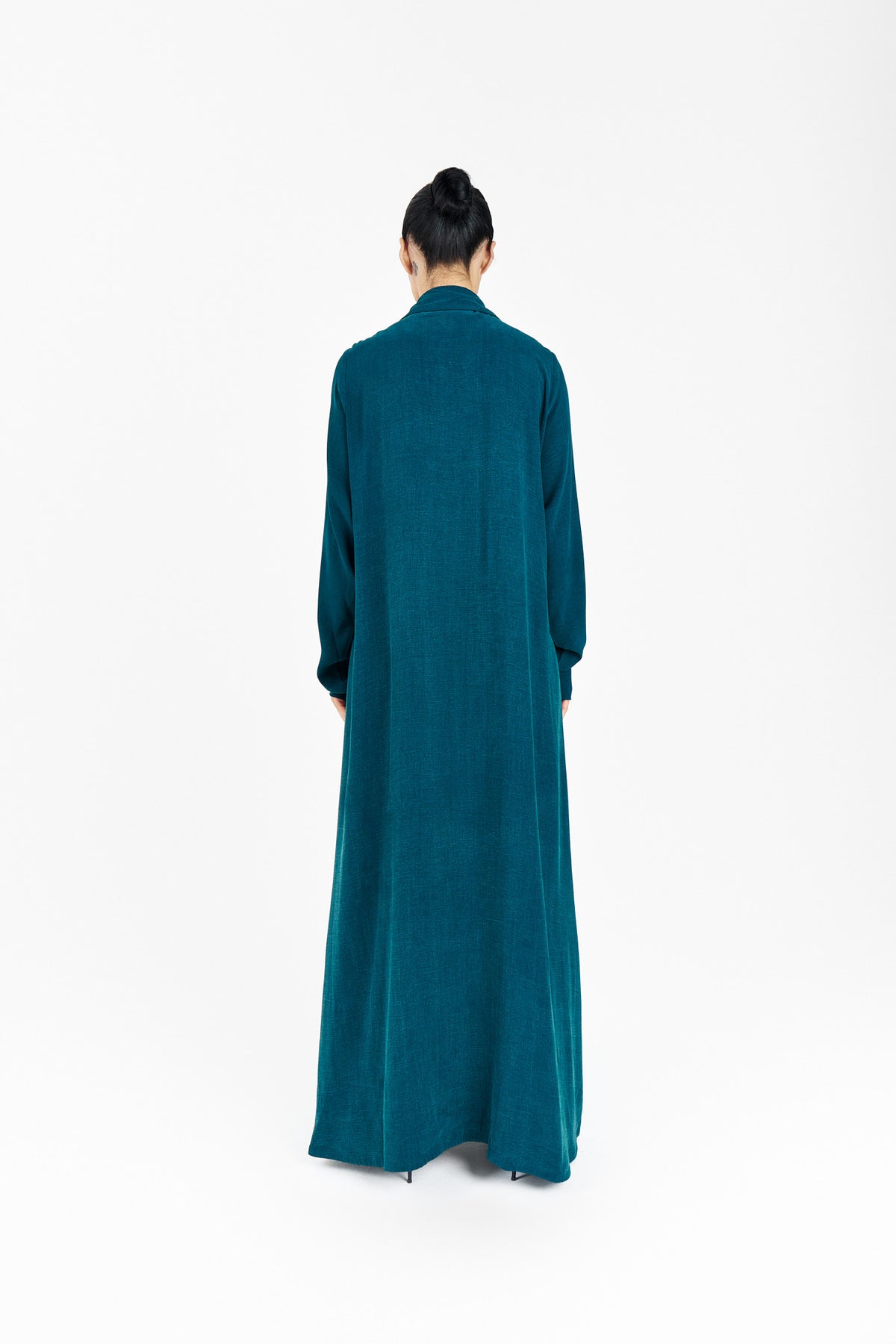 T016 blue