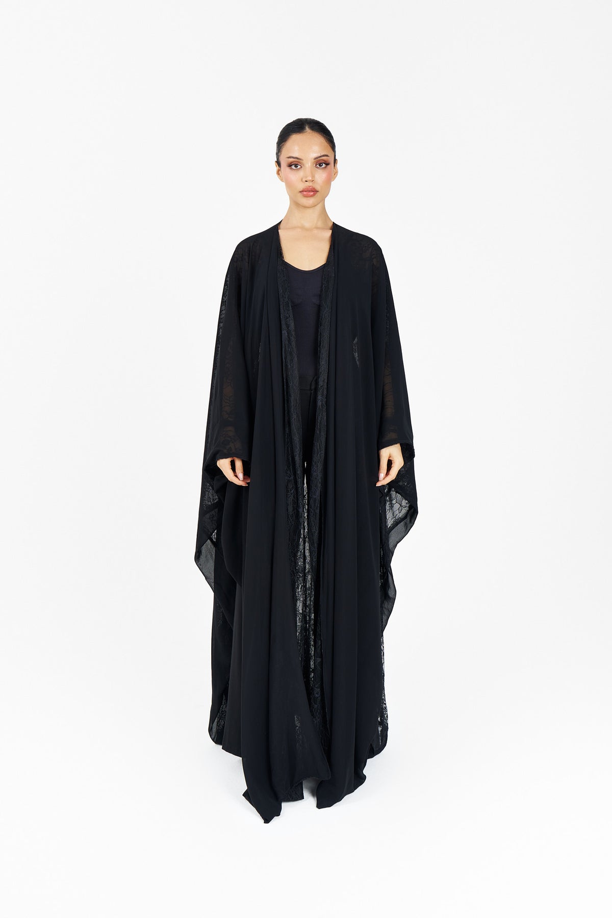 T037 black