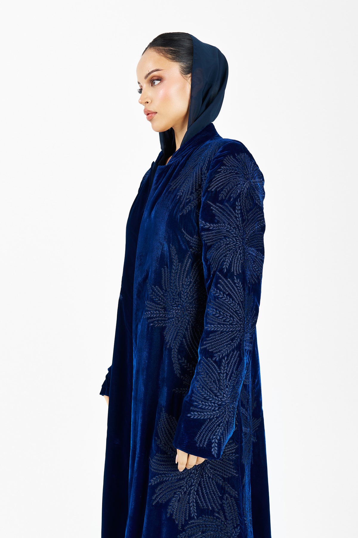 T011 blue
