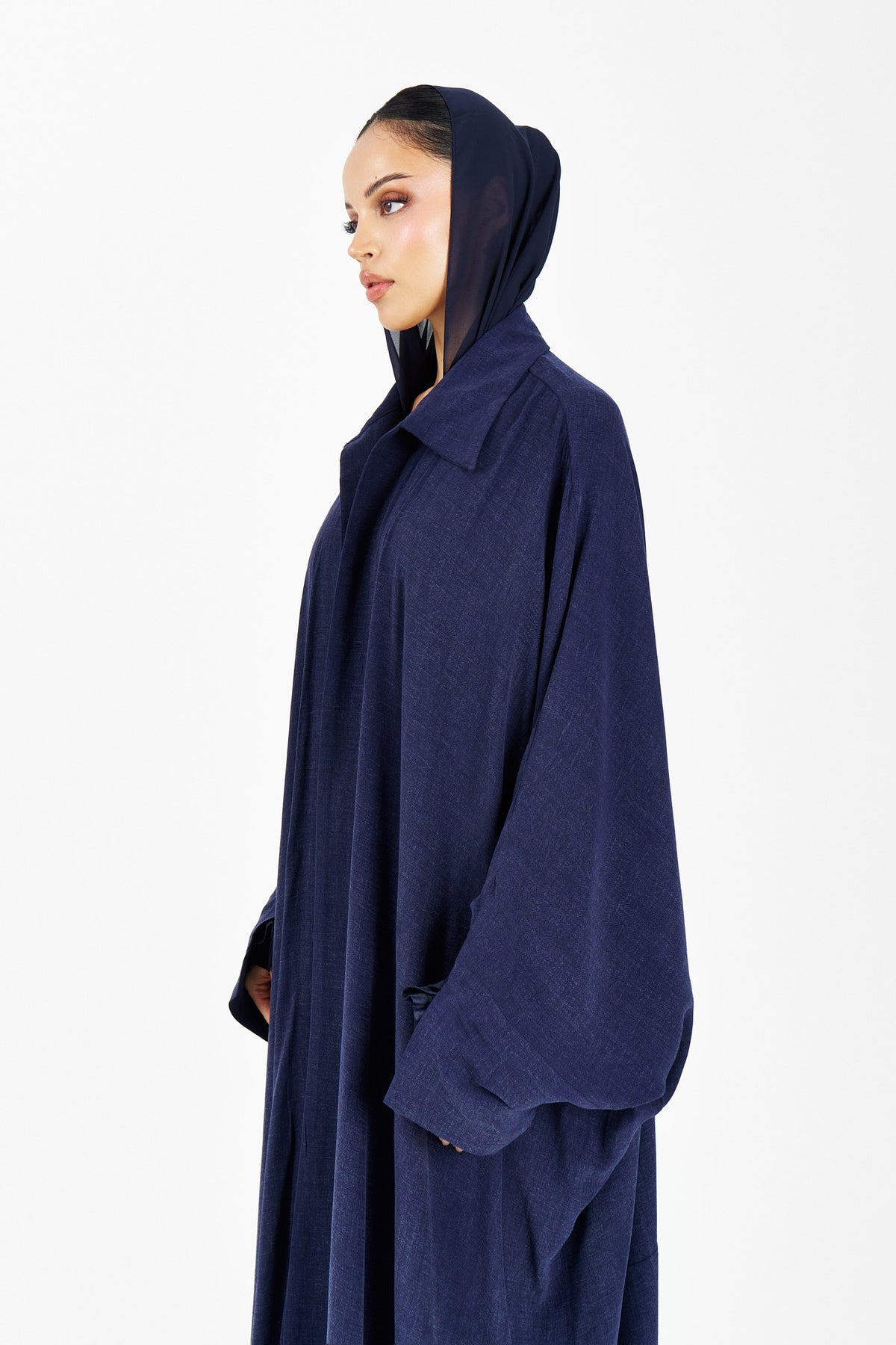 T017 blue