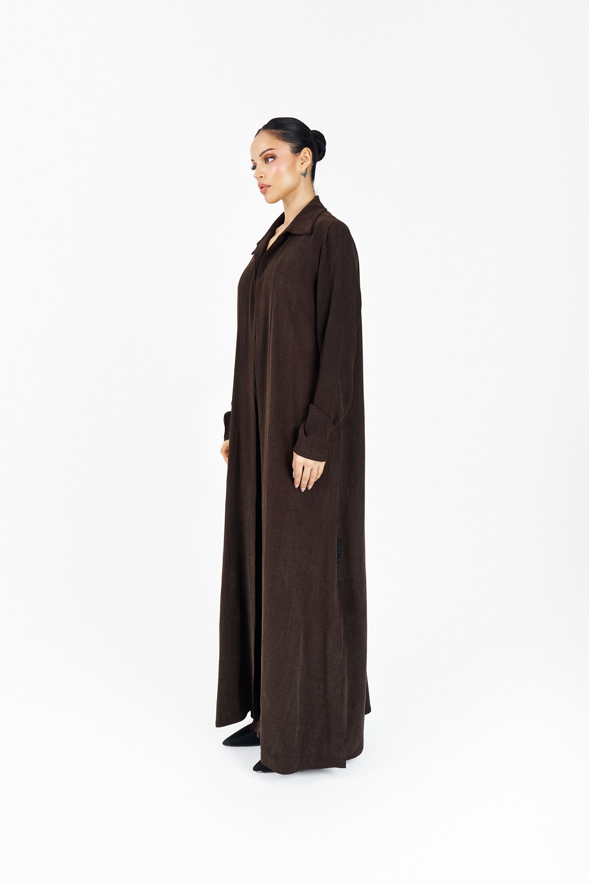 T016 brown