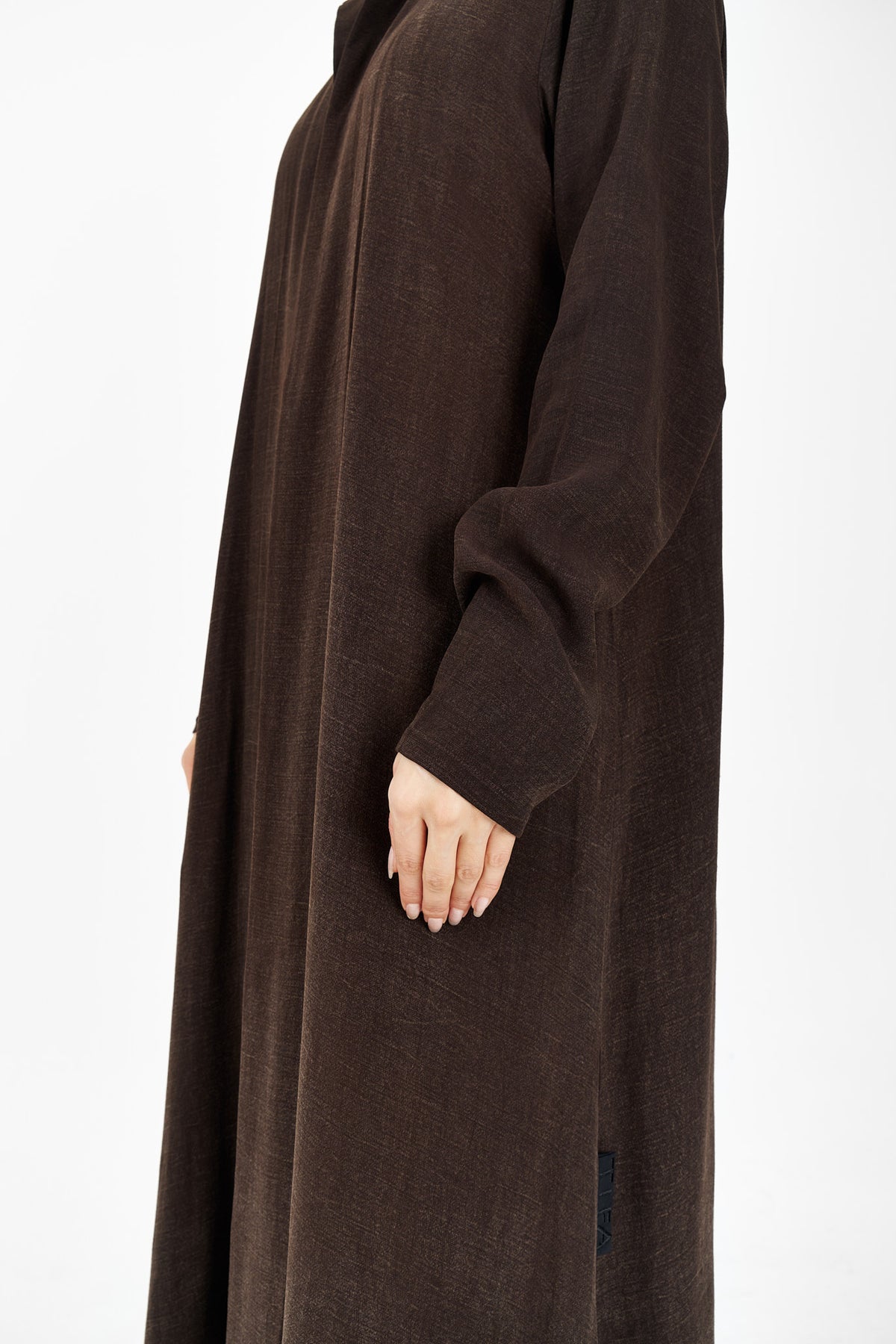 T016 brown